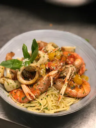 Spaghetti alle vongole - Fruits de mer Restaurant italien L'Italien