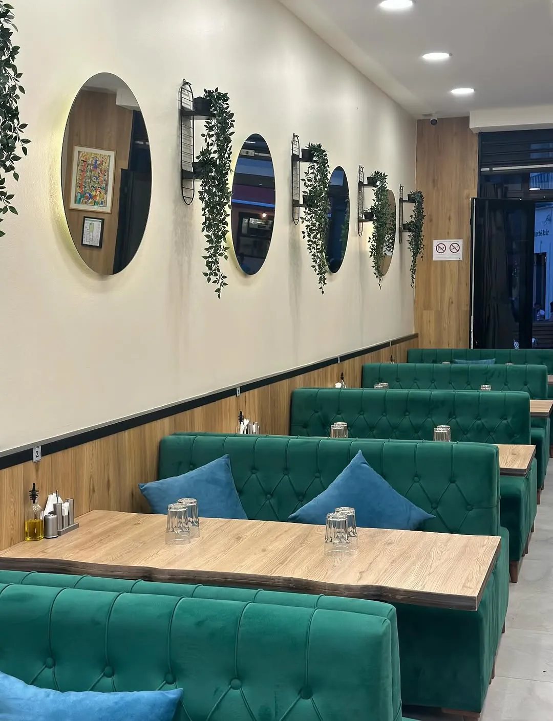 İnci Restaurant - Salle et ambiance